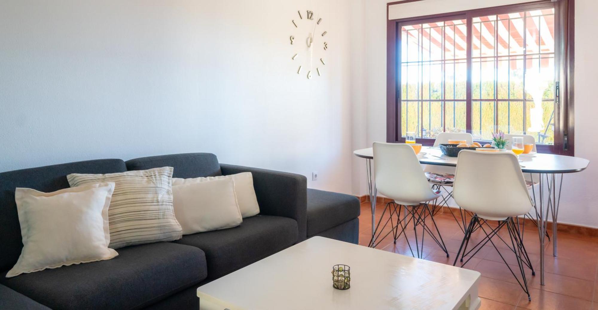 Club Salino Hideaway-Your Peaceful Retreat With Pool In ตอร์เรเวียคา ภายนอก รูปภาพ