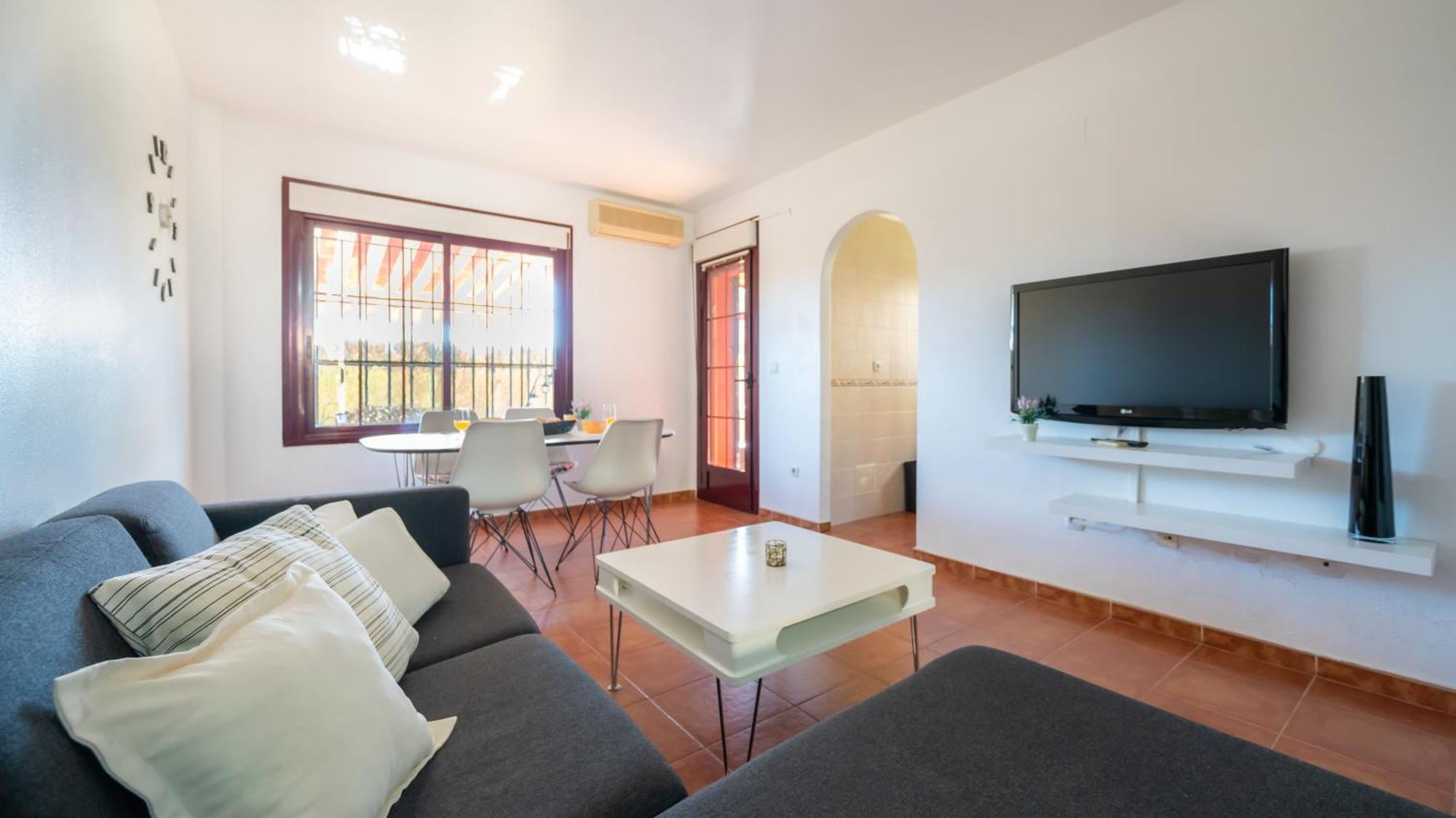 Club Salino Hideaway-Your Peaceful Retreat With Pool In ตอร์เรเวียคา ภายนอก รูปภาพ
