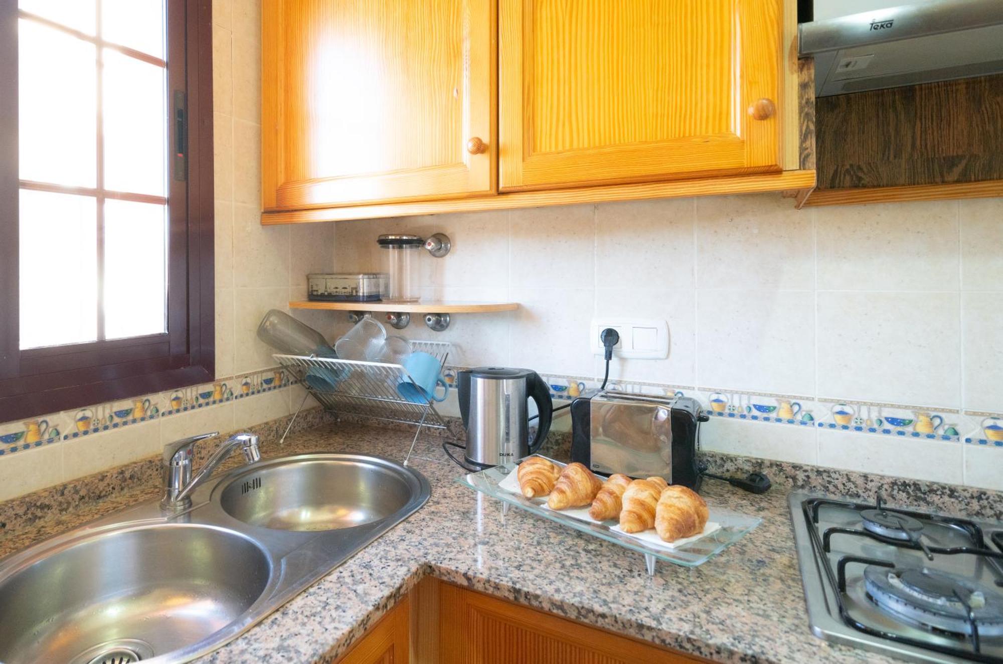Club Salino Hideaway-Your Peaceful Retreat With Pool In ตอร์เรเวียคา ภายนอก รูปภาพ